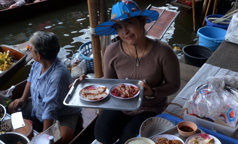 杜莎夫人蜡像馆附近小吃 豫园附近美食推荐餐厅有哪些店呢多少钱