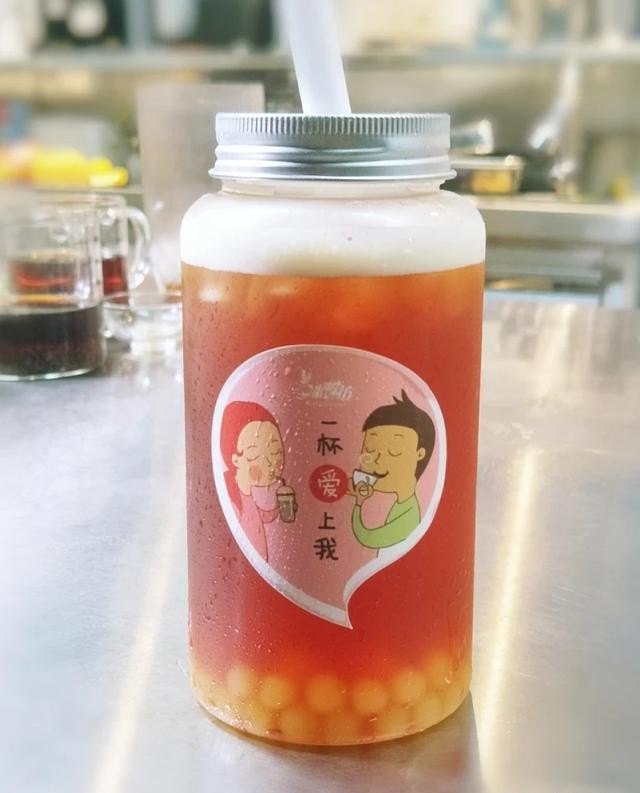 ;低加盟费的奶茶店 