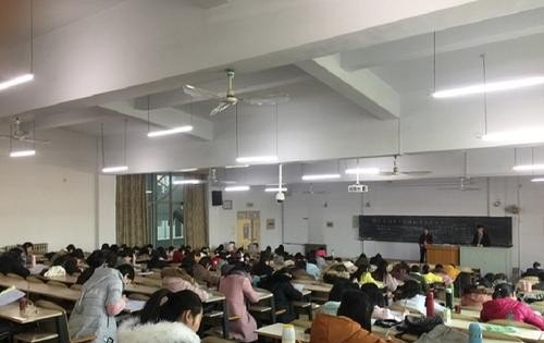 大学四年考证顺序,怎么过英语四级考试