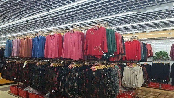 万客来服装超市全国多少店_万客来服装超市为什么便宜