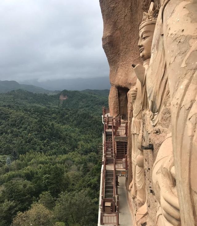 在昆明开私人影院需要多少，云南影院式酒店加盟