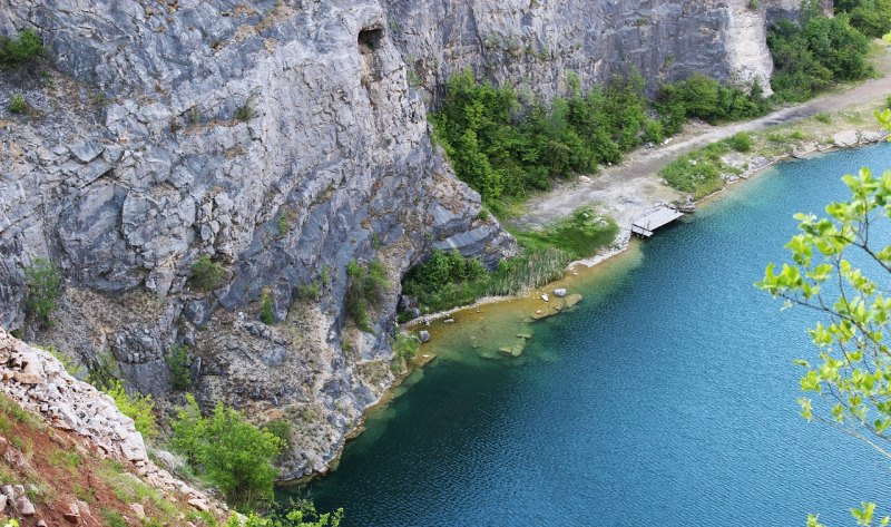 安顺旅游景点必玩的地方_安顺旅游住哪里方便