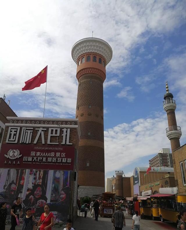 新疆8月底是什么天气，8月新疆旅游