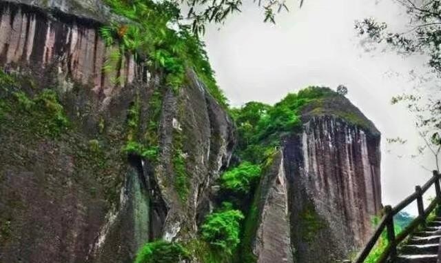 国庆旅游高峰期是哪几天_什么时候是旅游的高峰期