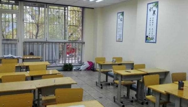 开家低幼儿童小时托管中心生意怎么样_小学旁边开什么店好