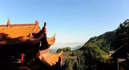 乐山市旅游景点排行_乐山有什么好玩的地方，乐山旅游十大必去景点