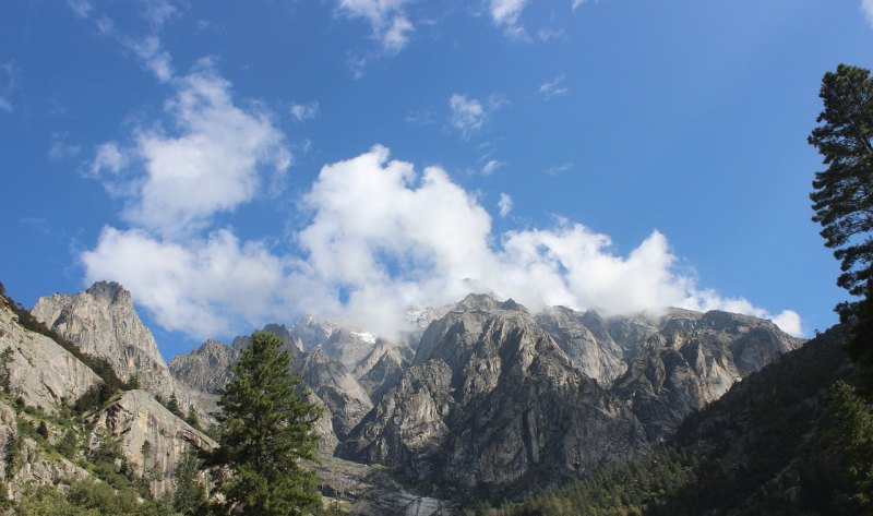 保山瓦窑道人山旅游攻略_云南保山石头城旅游攻略