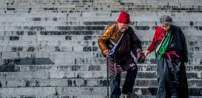 陪伴老人晚年句子 老年人感情维护的句子