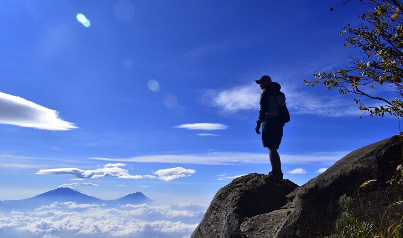 人在旅途心随景动的句子，关于旅途人生的句子唯美