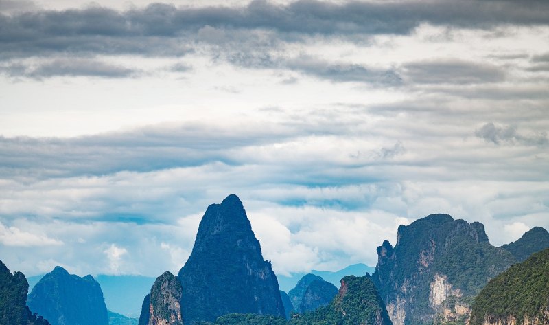 昆明旅游攻略必去景点_昆明自由行住哪里方便