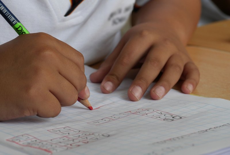 外研版英语教辅哪个好,外研版小学六年级英语