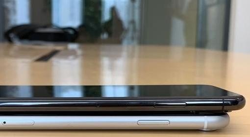 iPhone11开机后一直着苹果标志就是开不了是什么原因_苹果手机屏幕突然没有反应怎么办