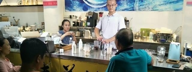 奶茶汉堡店怎么搞优惠活动 重庆汉堡奶茶一起加盟