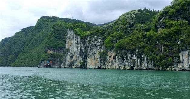 三年级木叶歌歌词(第一句)大山的木叶堆成堆_乌江画廊旅游攻略 - 华夏历史