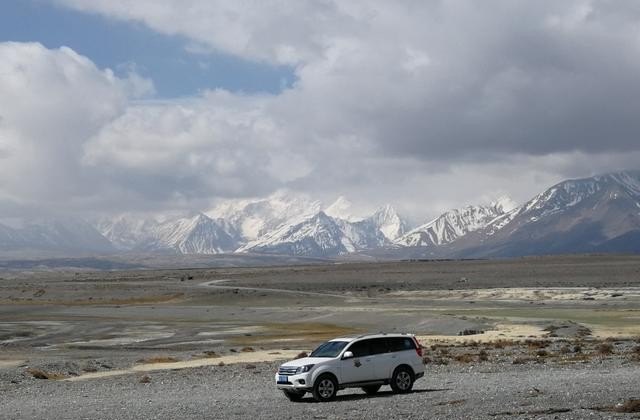 你最想去旅游的地方是哪里呢？为什么，最想去哪里旅游