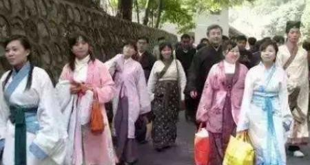 元宵节民俗_关于元宵节的习俗 - 华夏历史