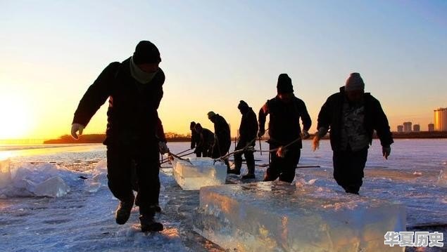 哈尔滨冰雪大世界的冰雕建筑是怎样建成的 - 华夏历史