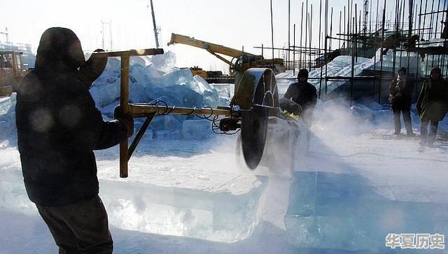 哈尔滨冰雪大世界的冰雕建筑是怎样建成的 - 华夏历史